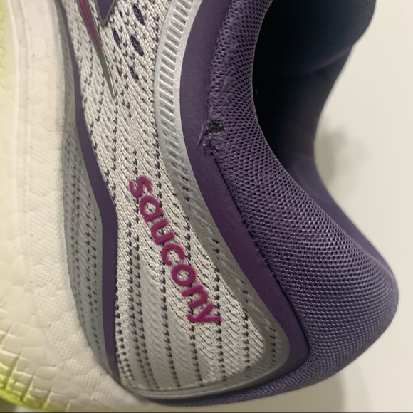 Saucony Triumph ISO 5 S10462-3 Running Shoes - Picture 10 of 10
